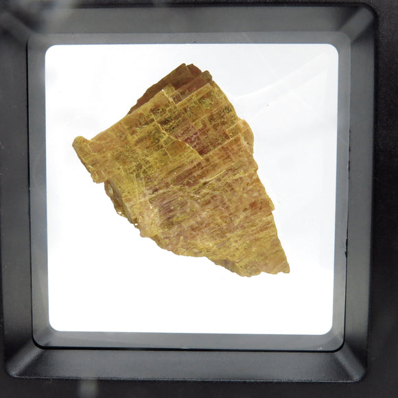 “King’s Yellow” Pearly Orpiment Chunk OM19R