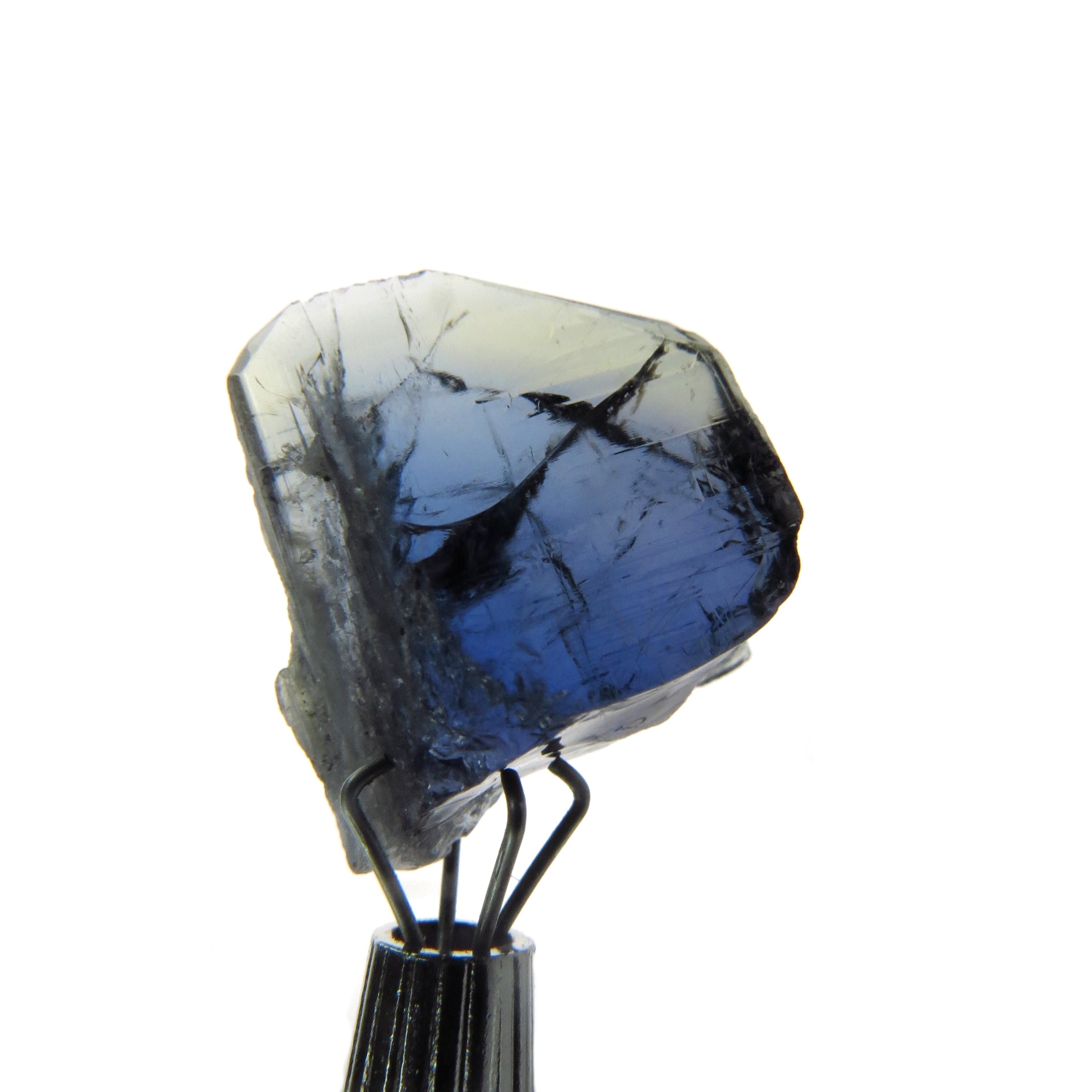 Unheated Tanzanite TZ104R – Crystamour